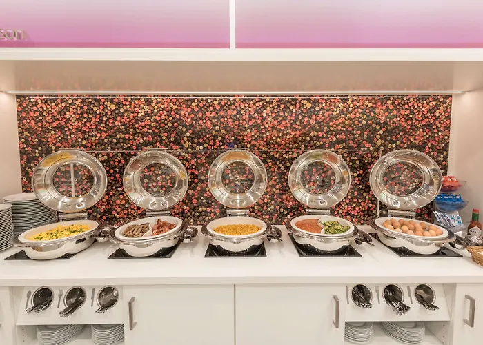 Hampton By Hilton Hamburg City CentreSporthotels